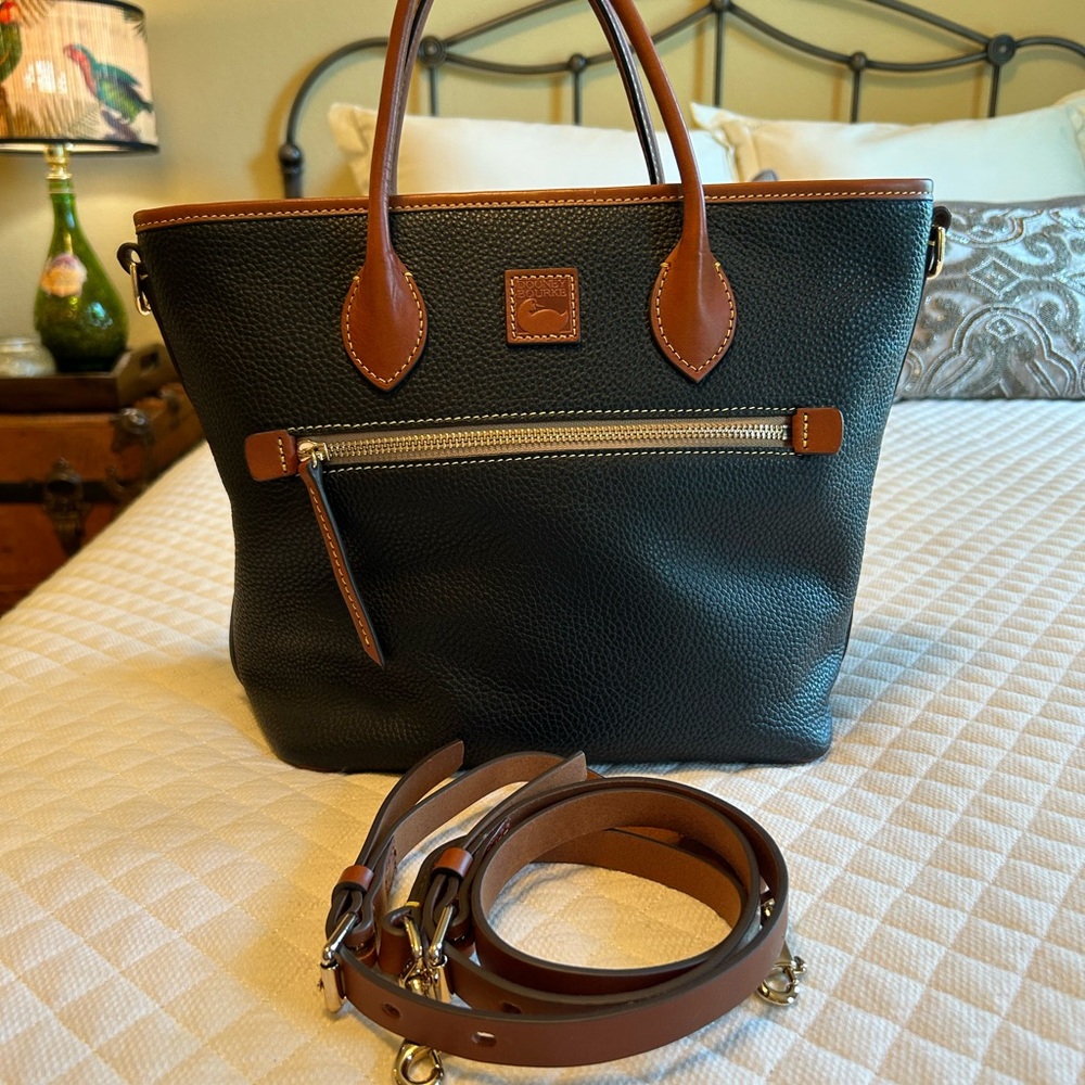 Dooney & Bourke Pebble Grain Handle Tote in Black/British Tan